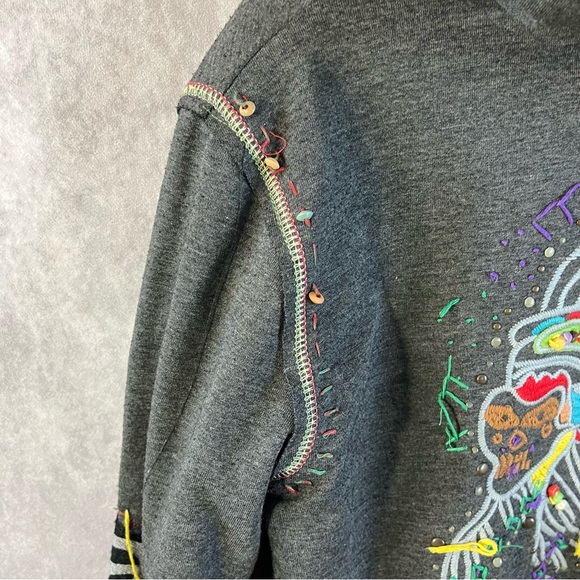 🔺SOLD🔺 Two Face Women’s Hooded Jacket M Gray Faux Fur Lined Stitch & Embroidered - Picture 10 of 14